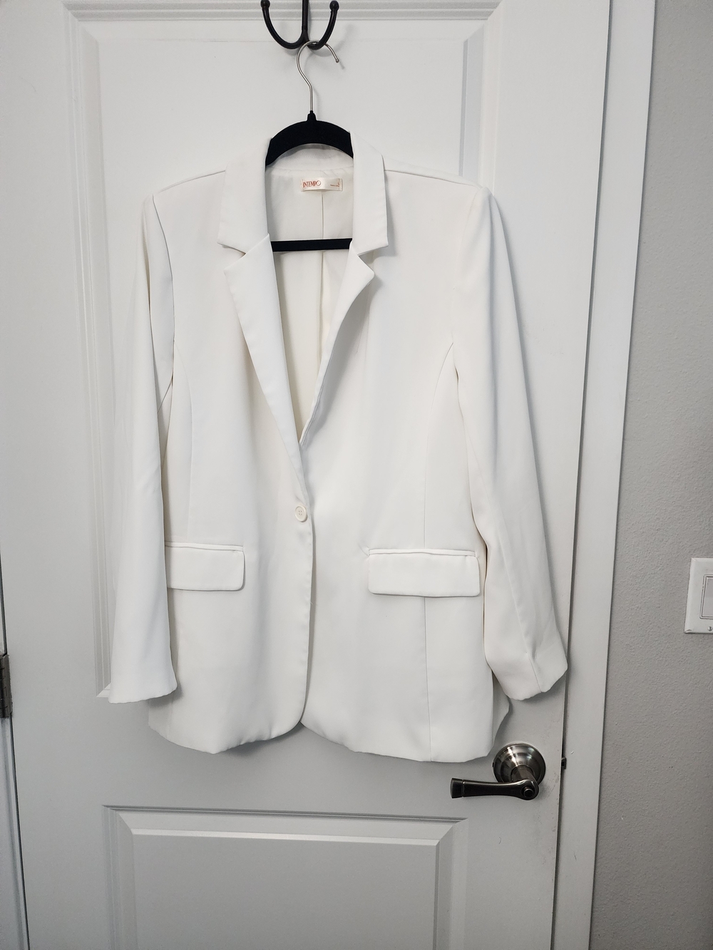 Imtempo Women's White Single-Button Notch-Lapel Blazer